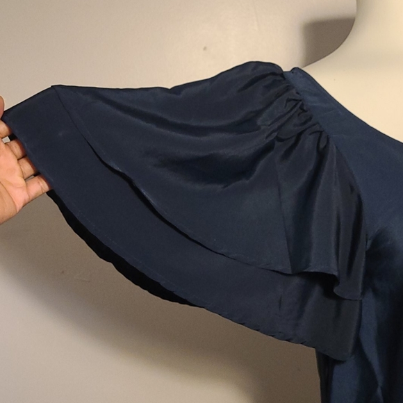 H&M butterfly sleeve navy scoop neck dress - Picture 4 of 10